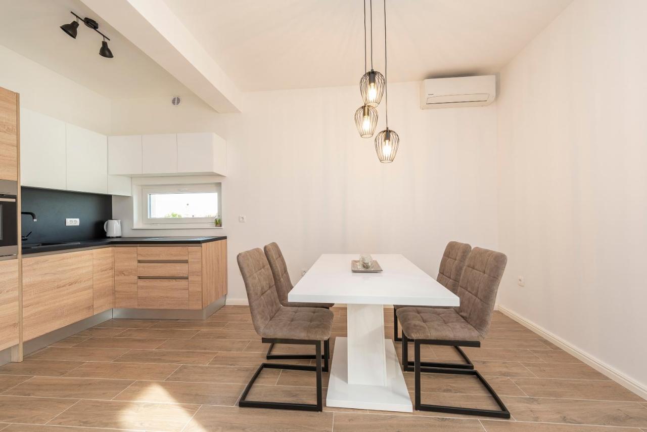 Villa Eni Apartments 2 Mandre Luaran gambar